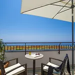 Paradise ベッド・アンド・ブレックファスト 4*