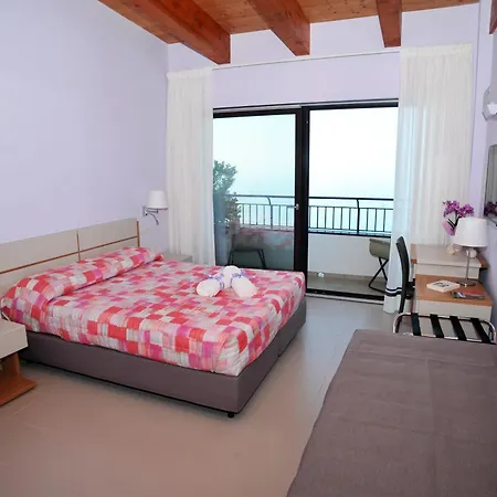 Paradise Panzió