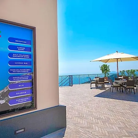 Paradise Bed & Breakfast 4*